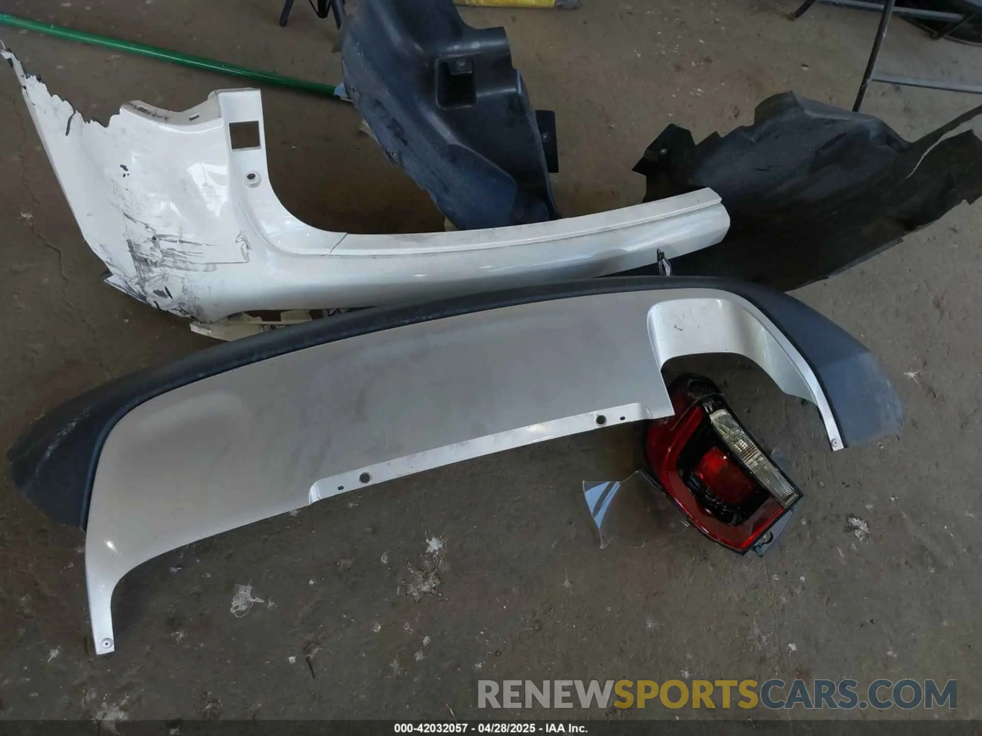 12 Фотография поврежденного автомобиля 3C4NJDCB1LT123515 JEEP COMPASS 2020