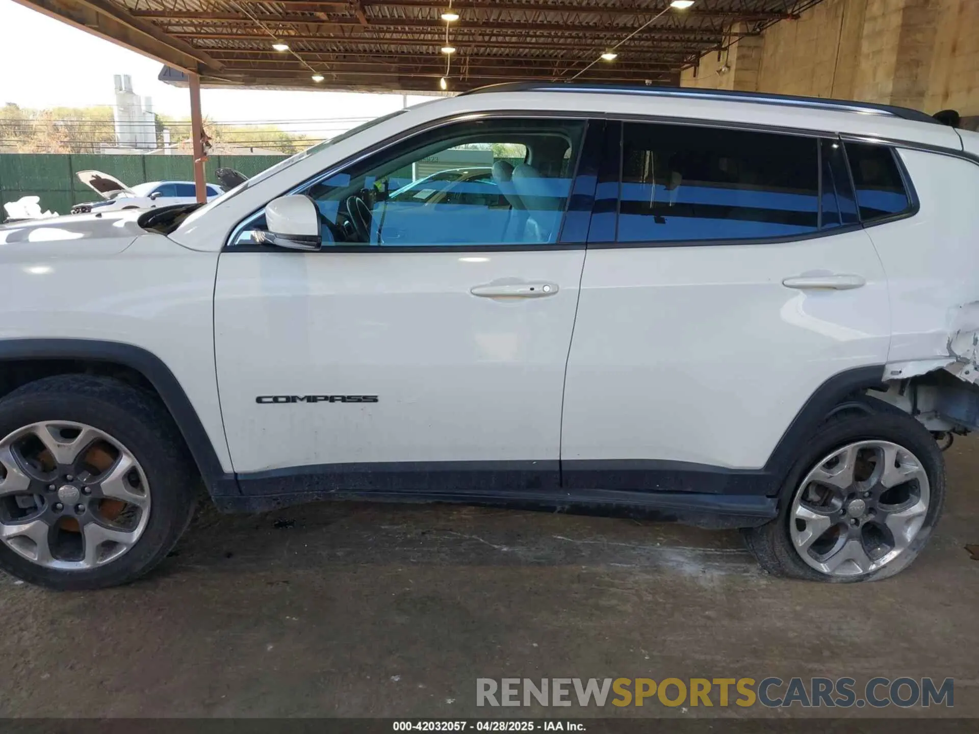 15 Фотография поврежденного автомобиля 3C4NJDCB1LT123515 JEEP COMPASS 2020