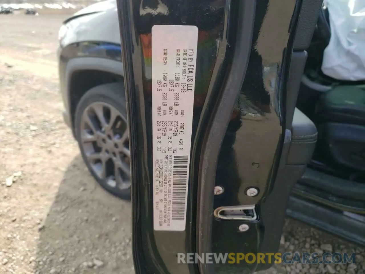 15 Photograph of a damaged car 3C4NJDCB1LT132957 JEEP COMPASS 2020