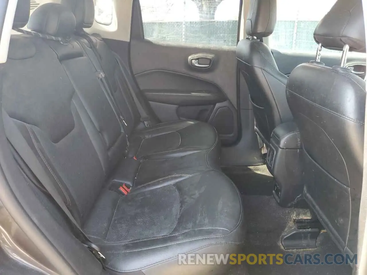 11 Фотография поврежденного автомобиля 3C4NJDCB1LT196075 JEEP COMPASS 2020