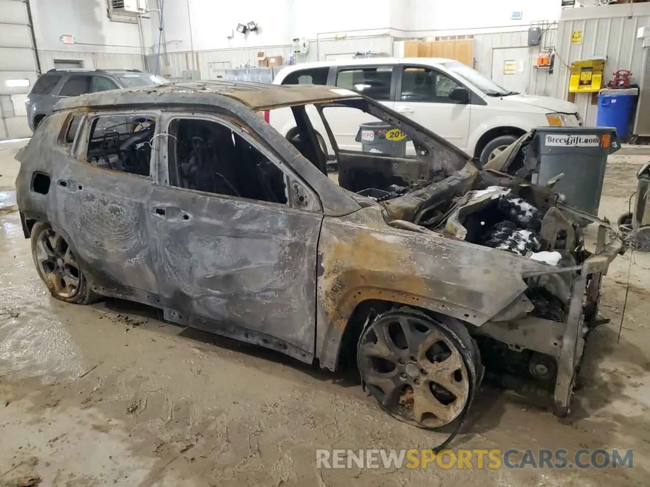 4 Фотография поврежденного автомобиля 3C4NJDCB2LT209058 JEEP COMPASS 2020