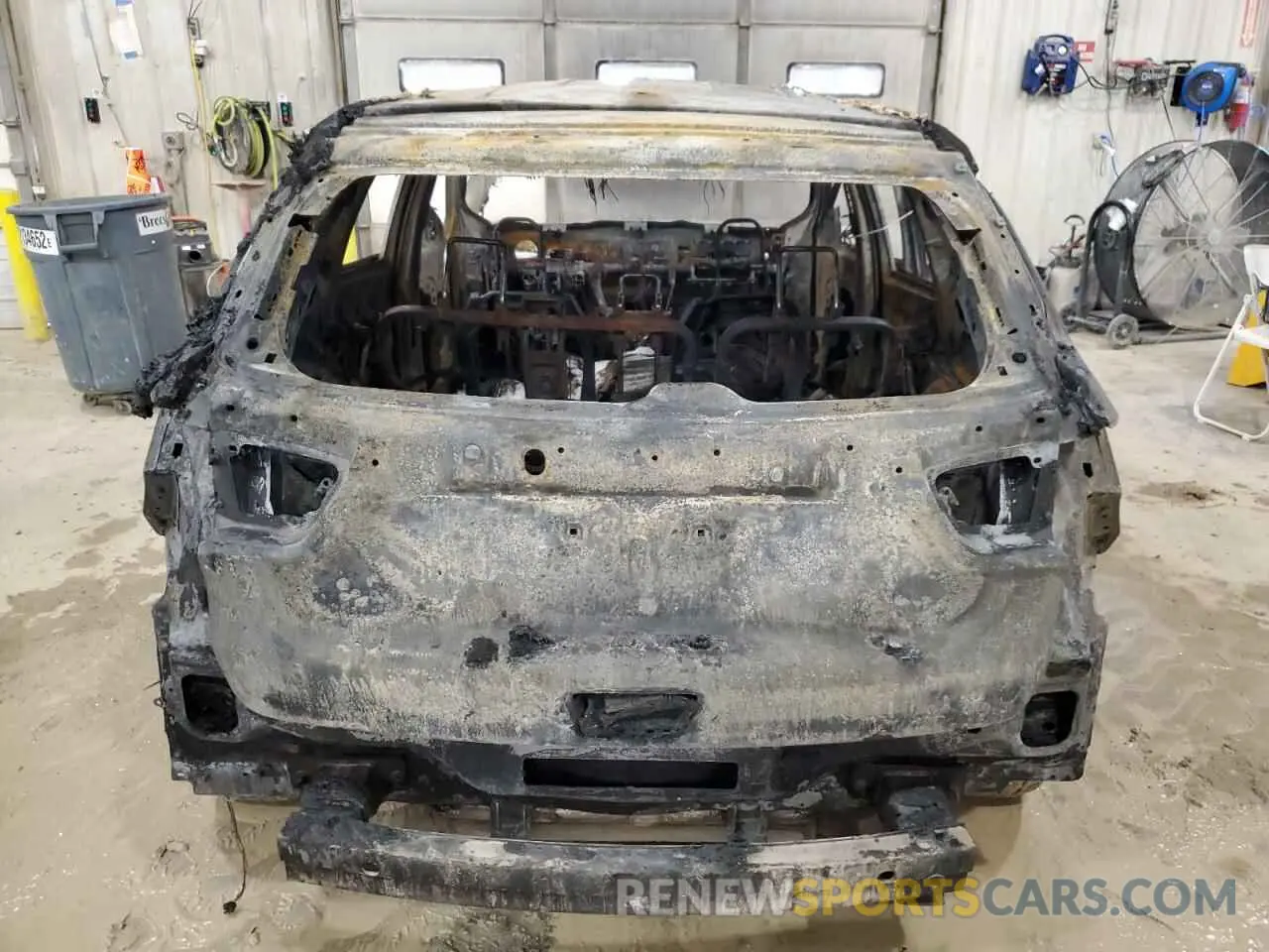 6 Фотография поврежденного автомобиля 3C4NJDCB2LT209058 JEEP COMPASS 2020