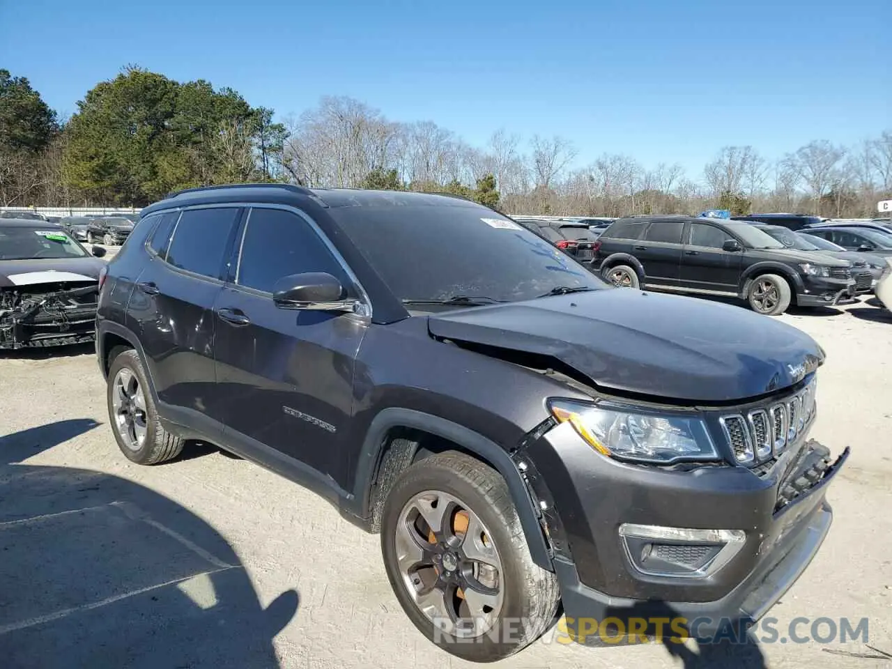 4 Photograph of a damaged car 3C4NJDCB3LT133060 JEEP COMPASS 2020