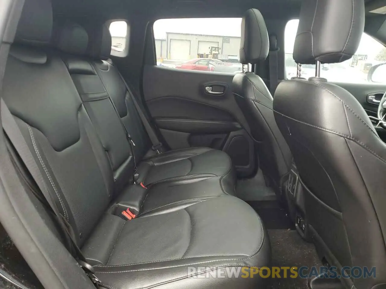 11 Photograph of a damaged car 3C4NJDCB5LT104627 JEEP COMPASS 2020