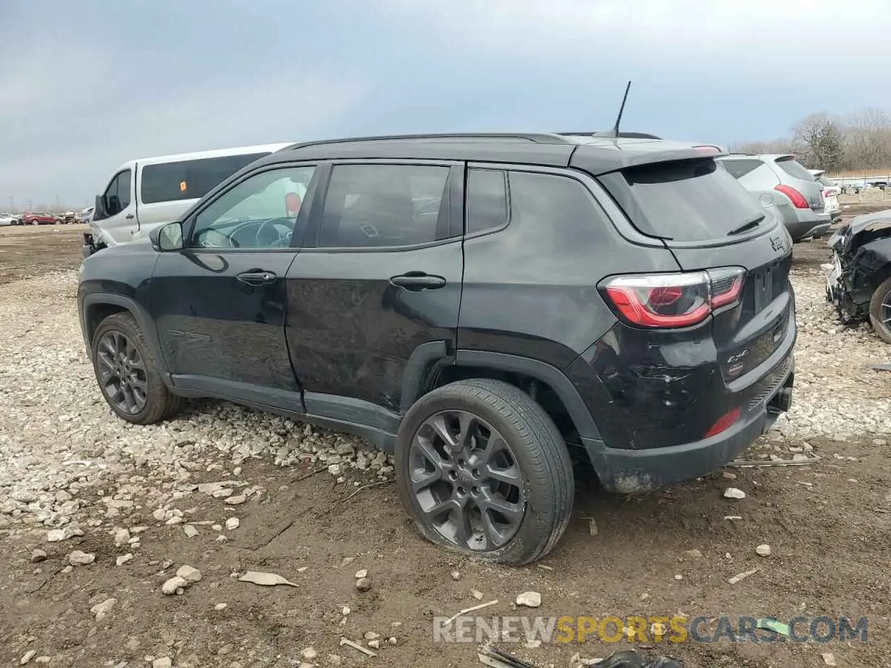 2 Photograph of a damaged car 3C4NJDCB5LT104627 JEEP COMPASS 2020