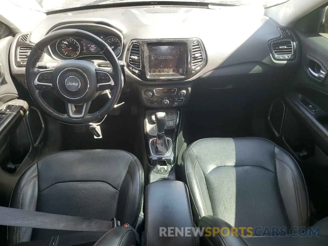 8 Photograph of a damaged car 3C4NJDCB5LT127115 JEEP COMPASS 2020