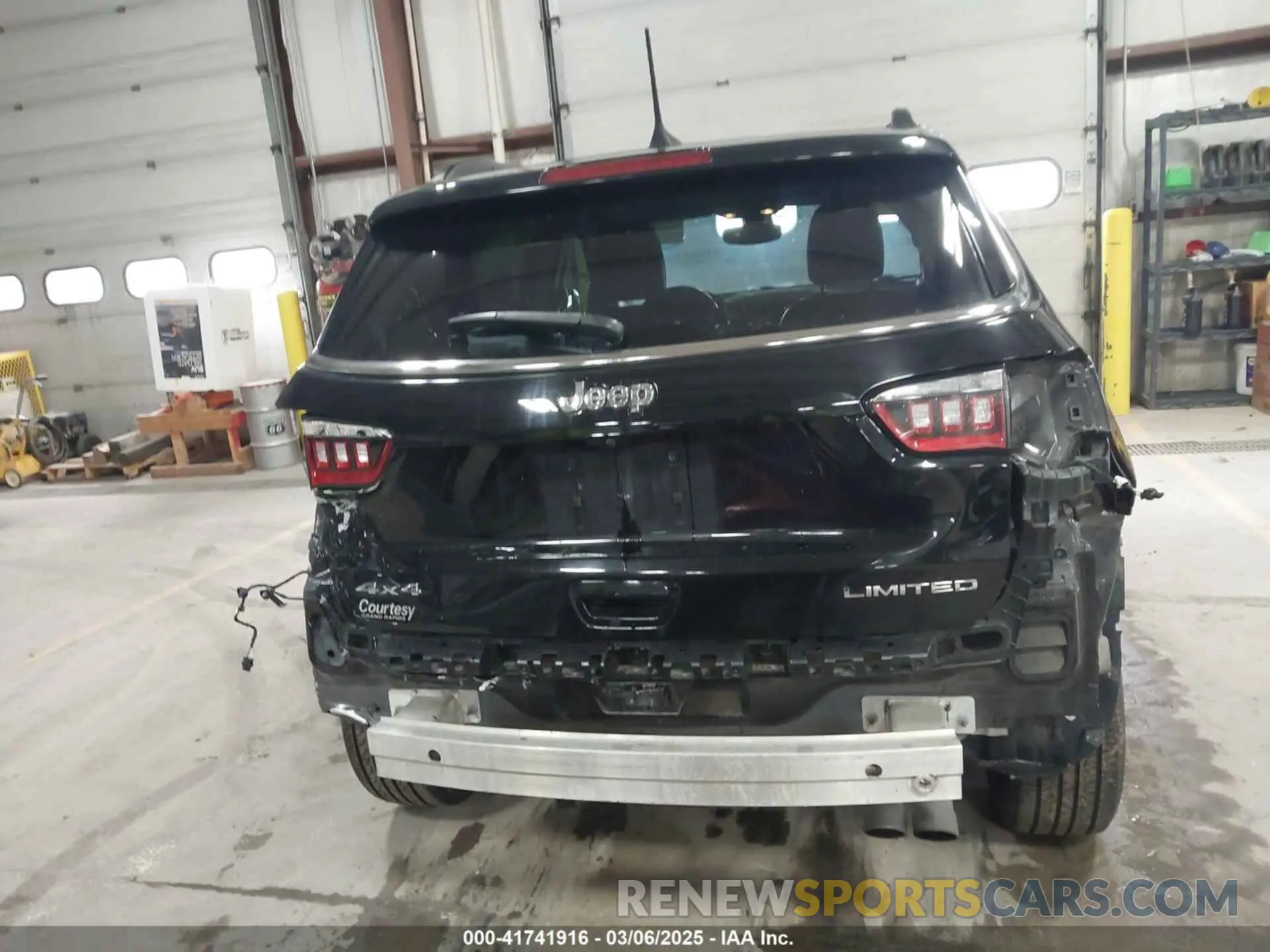 16 Фотография поврежденного автомобиля 3C4NJDCB5LT168120 JEEP COMPASS 2020