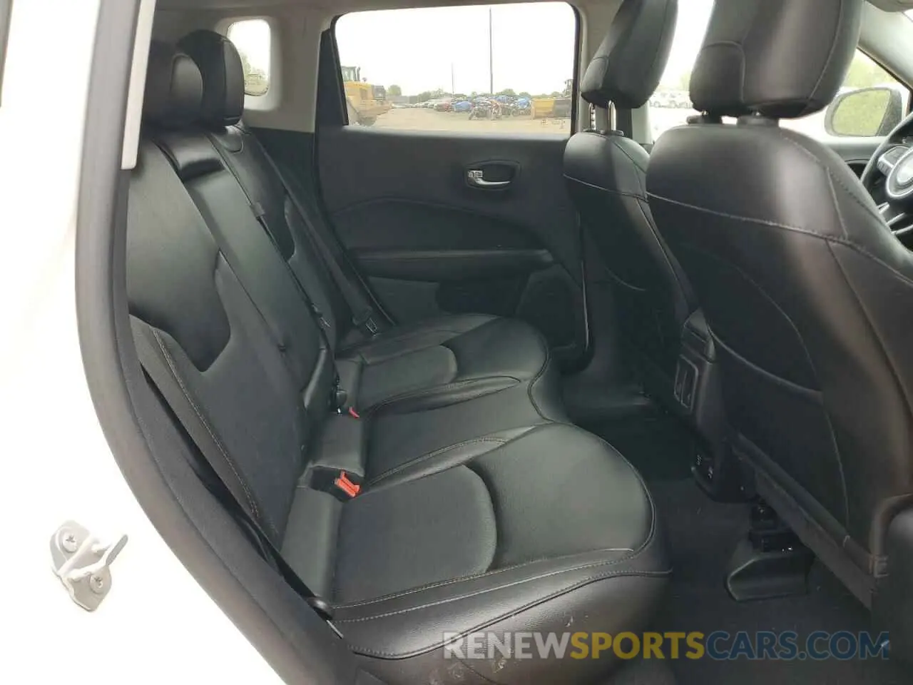 11 Photograph of a damaged car 3C4NJDCB5LT193843 JEEP COMPASS 2020