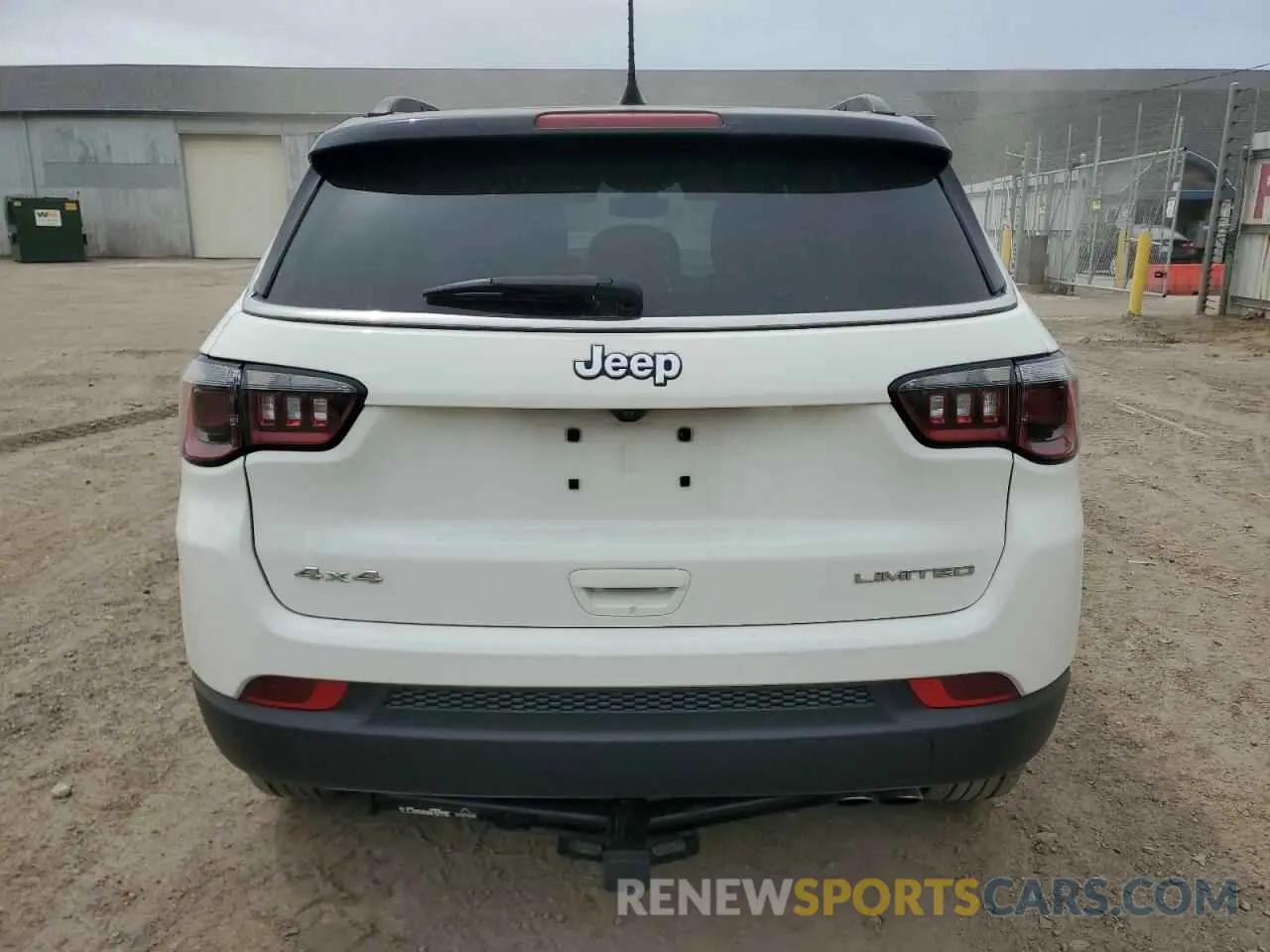 6 Photograph of a damaged car 3C4NJDCB5LT193843 JEEP COMPASS 2020