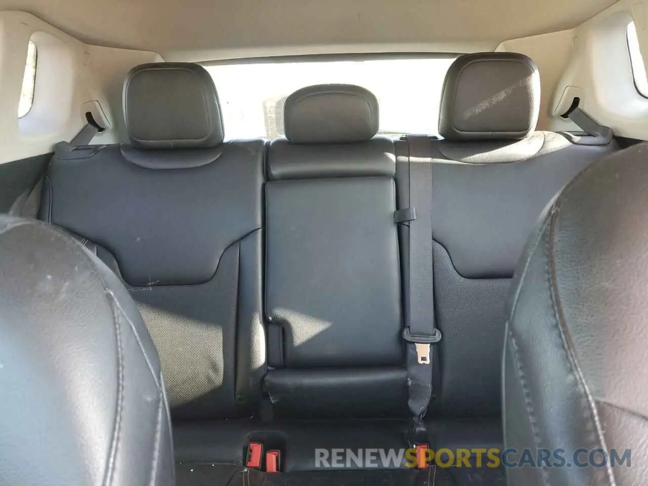 10 Фотография поврежденного автомобиля 3C4NJDCB6LT223769 JEEP COMPASS 2020