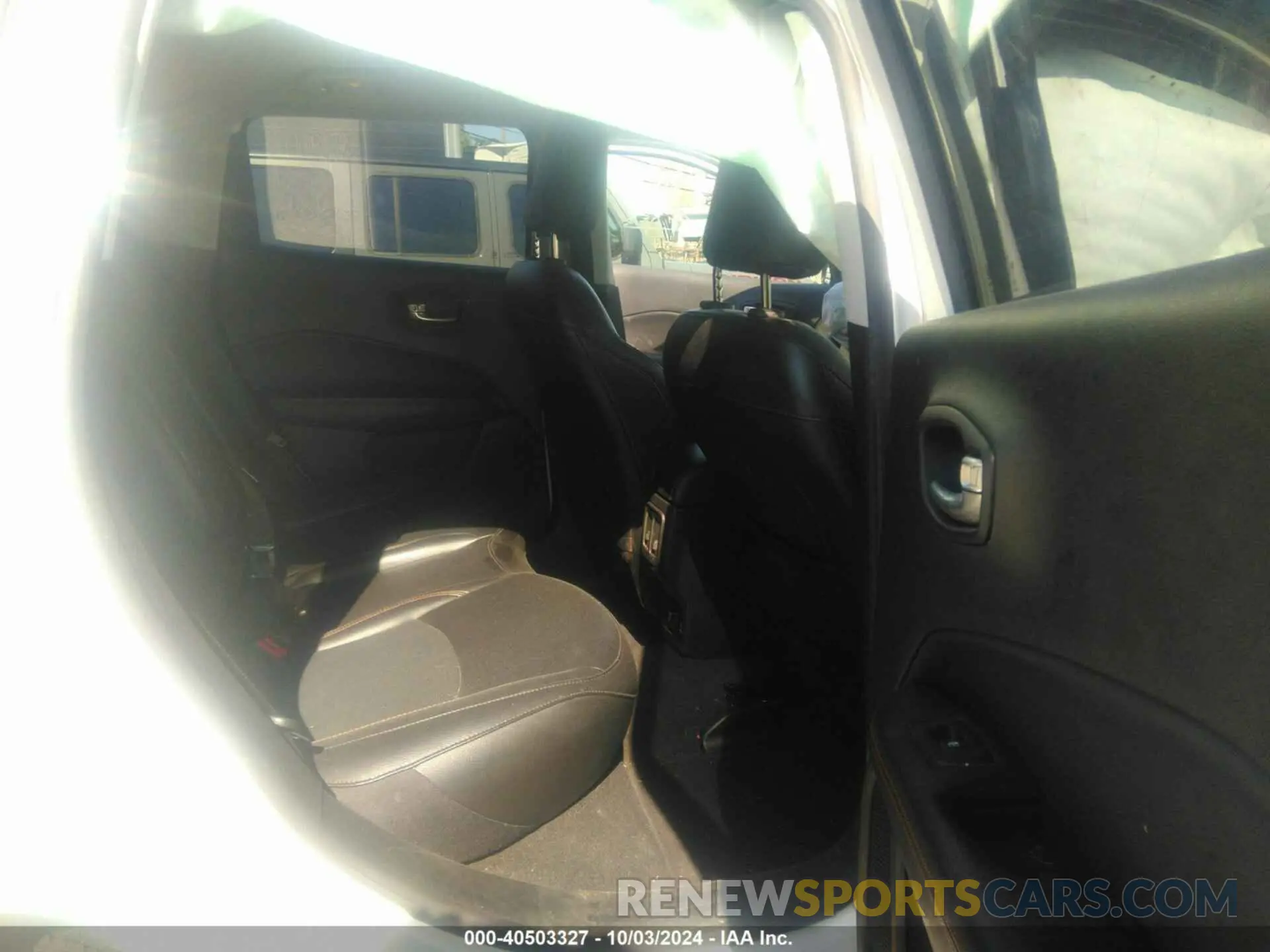 8 Photograph of a damaged car 3C4NJDCB6LT234125 JEEP COMPASS 2020