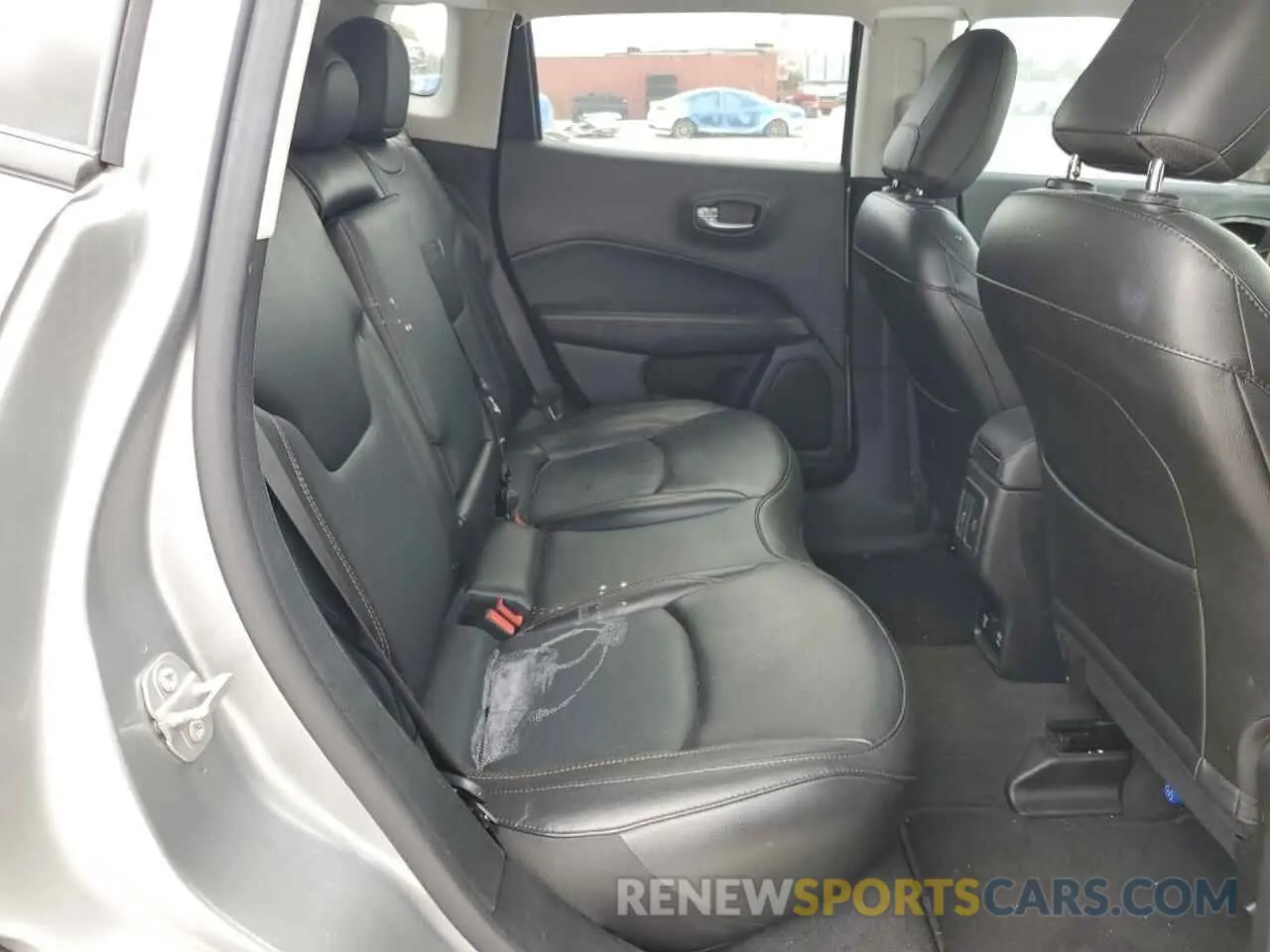 10 Photograph of a damaged car 3C4NJDCB6LT246324 JEEP COMPASS 2020