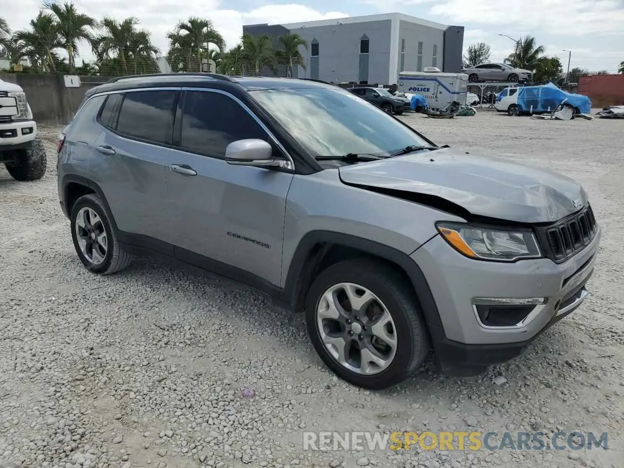 4 Photograph of a damaged car 3C4NJDCB6LT246324 JEEP COMPASS 2020