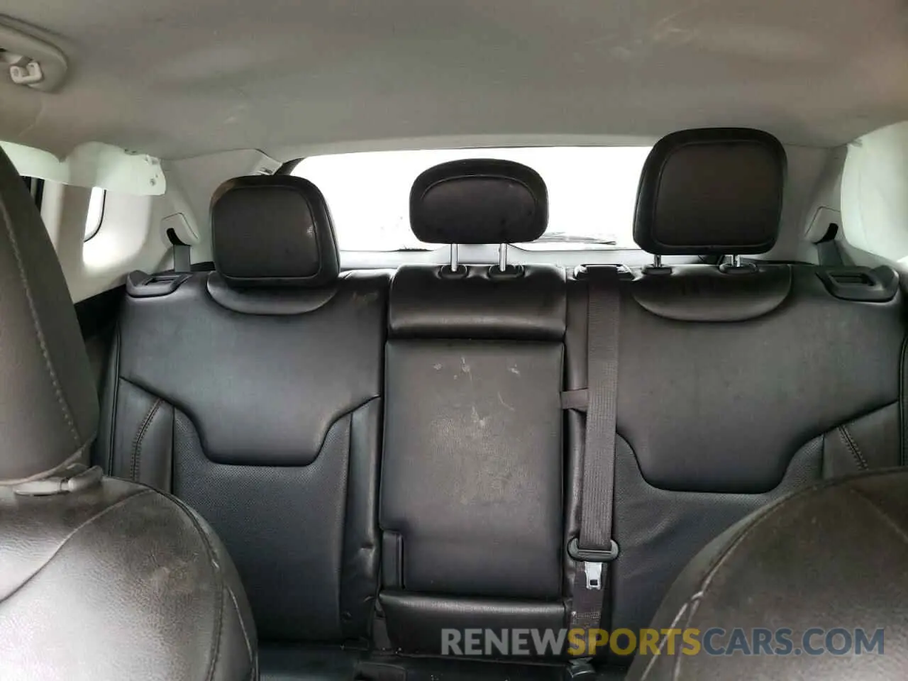 10 Фотография поврежденного автомобиля 3C4NJDCB7LT221769 JEEP COMPASS 2020