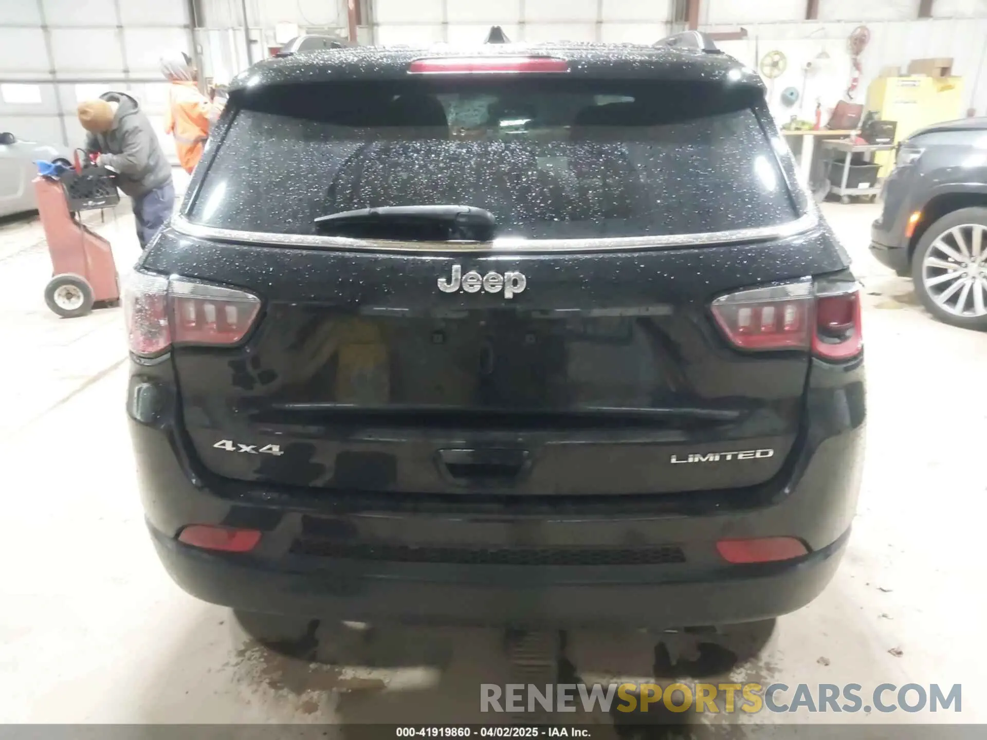 16 Photograph of a damaged car 3C4NJDCB7LT240340 JEEP COMPASS 2020
