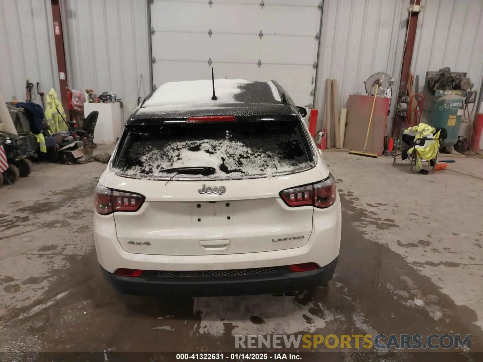 16 Photograph of a damaged car 3C4NJDCB7LT240631 JEEP COMPASS 2020