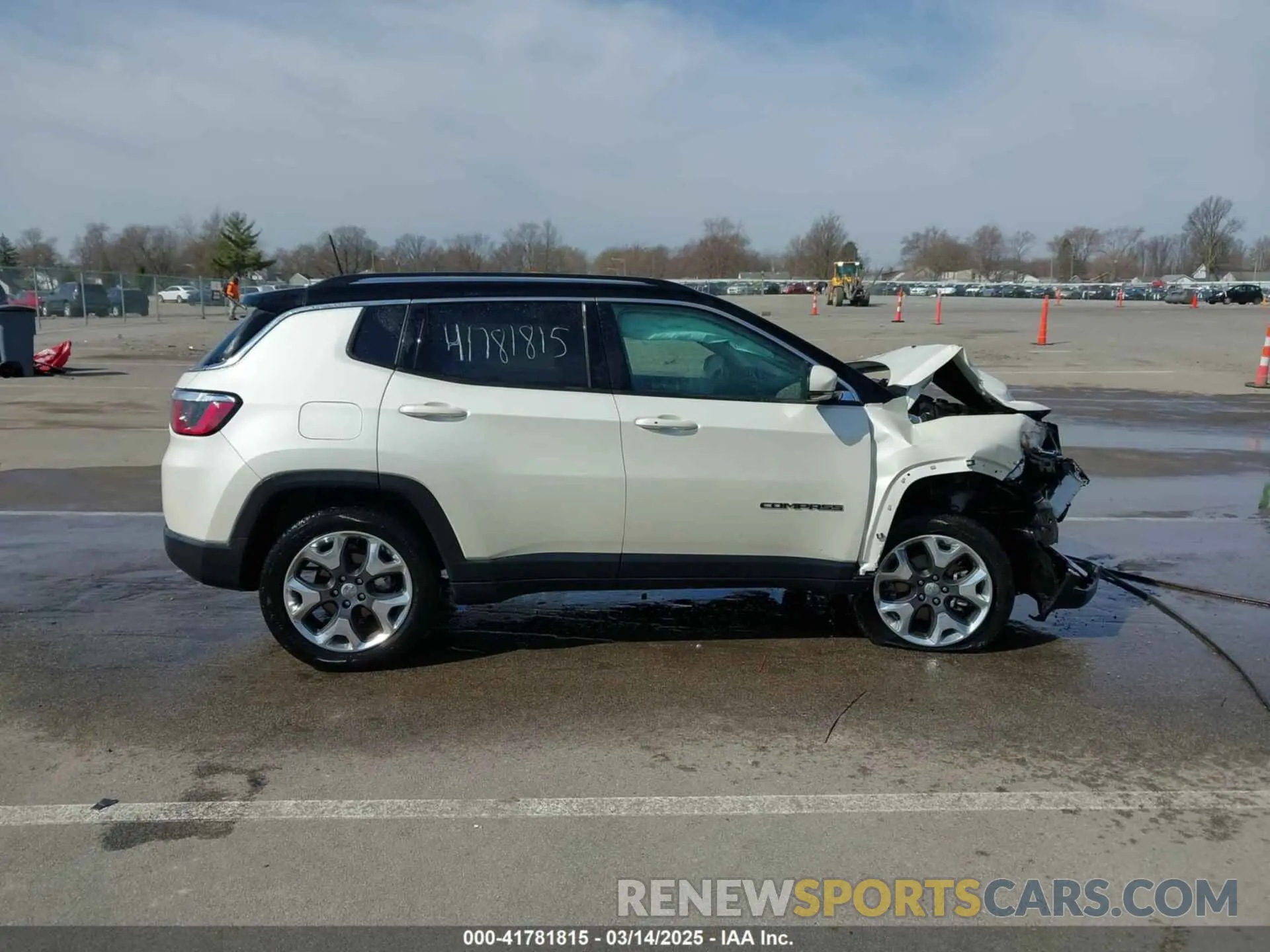 13 Photograph of a damaged car 3C4NJDCB8LT101334 JEEP COMPASS 2020