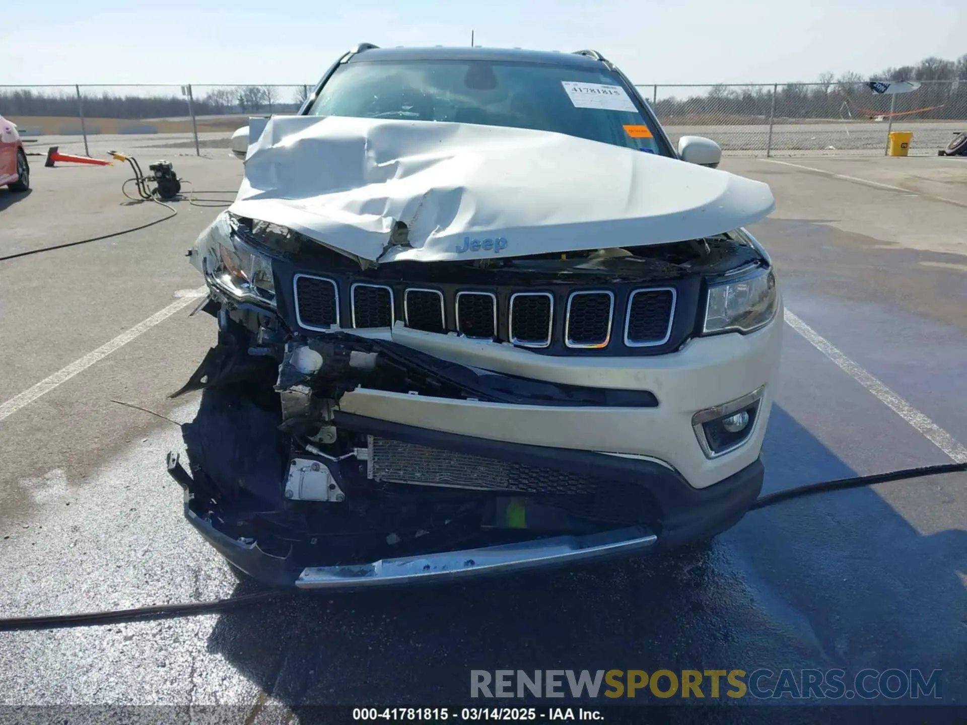 6 Photograph of a damaged car 3C4NJDCB8LT101334 JEEP COMPASS 2020
