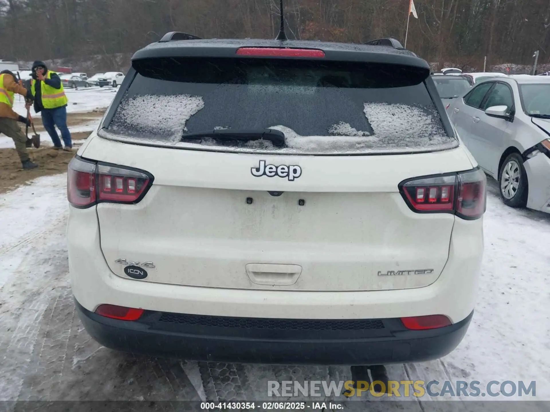 16 Photograph of a damaged car 3C4NJDCB8LT106629 JEEP COMPASS 2020