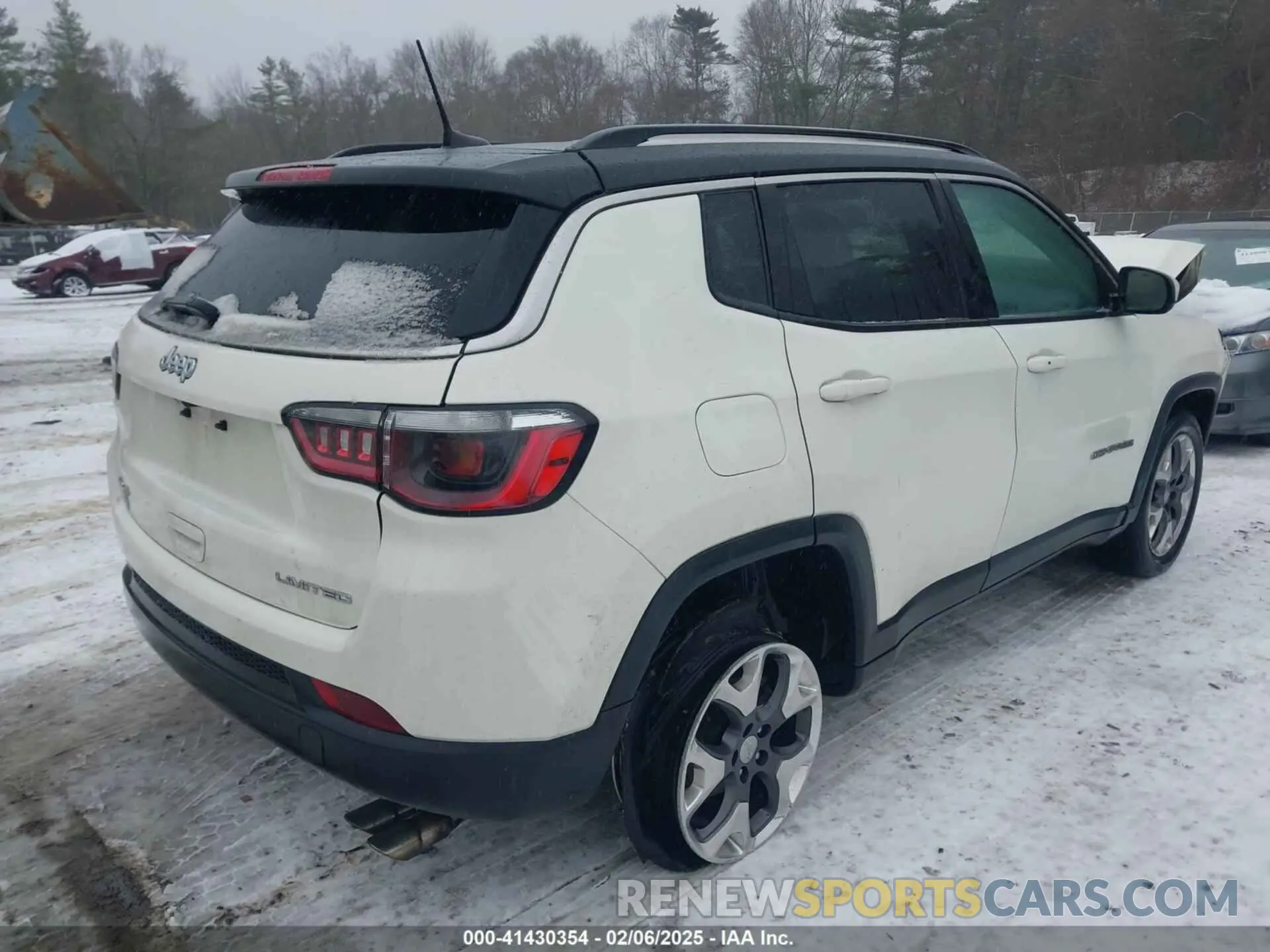 4 Photograph of a damaged car 3C4NJDCB8LT106629 JEEP COMPASS 2020