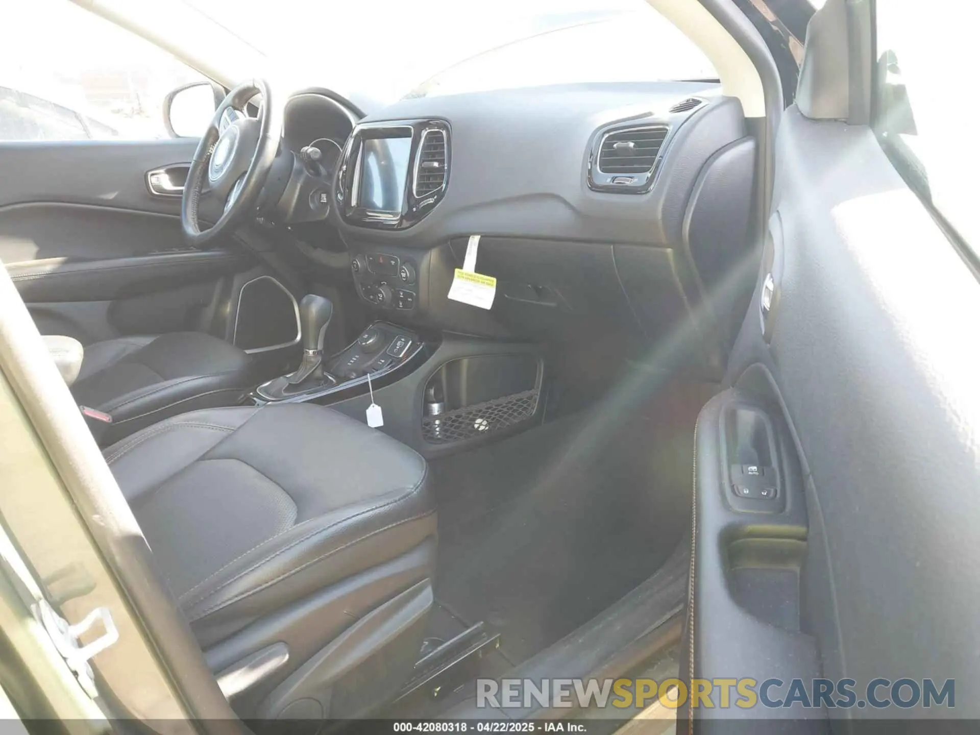 5 Фотография поврежденного автомобиля 3C4NJDCB8LT146337 JEEP COMPASS 2020