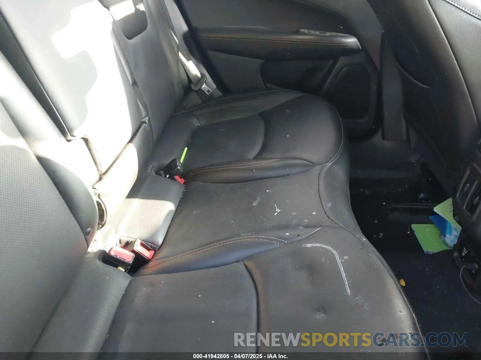 8 Photograph of a damaged car 3C4NJDCB8LT240301 JEEP COMPASS 2020