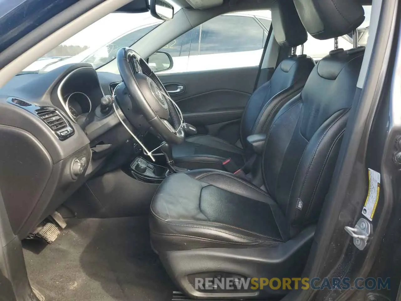 7 Фотография поврежденного автомобиля 3C4NJDCB8LT251413 JEEP COMPASS 2020