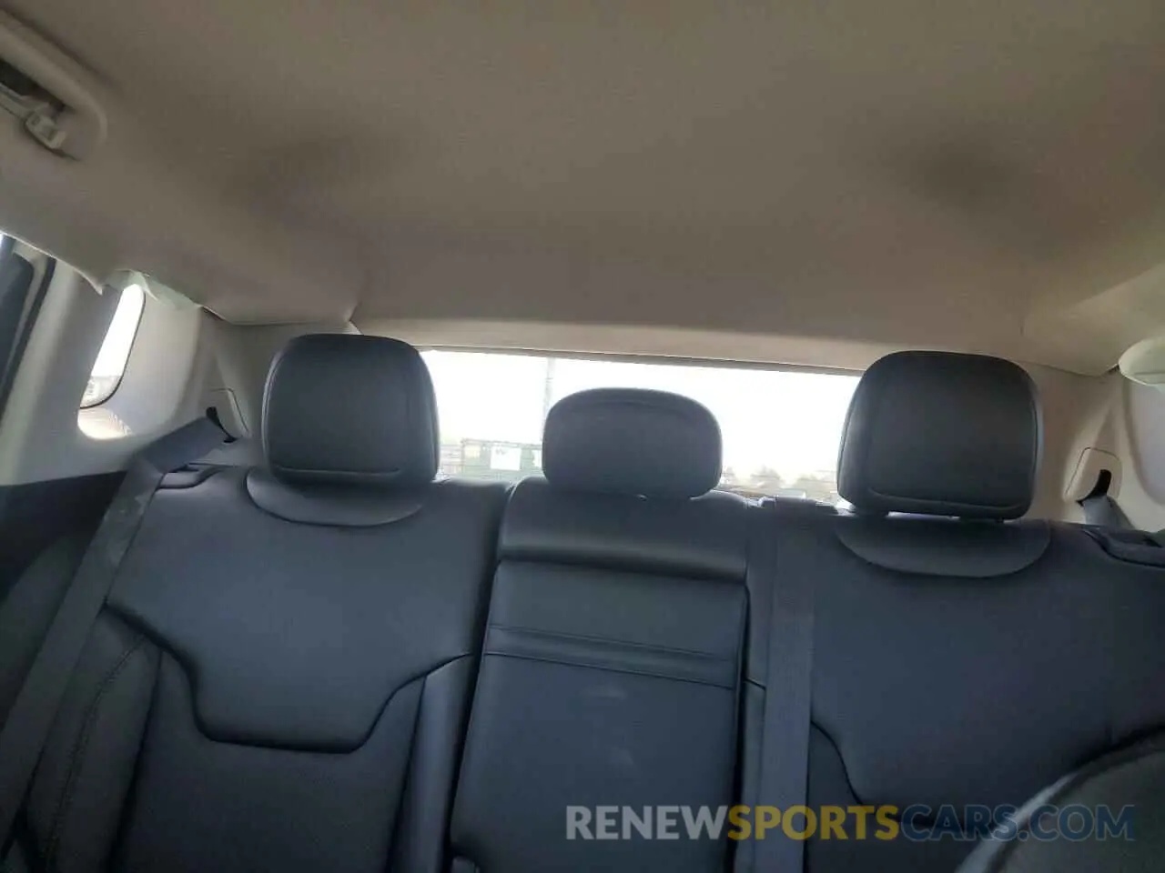 10 Фотография поврежденного автомобиля 3C4NJDCB9LT120202 JEEP COMPASS 2020
