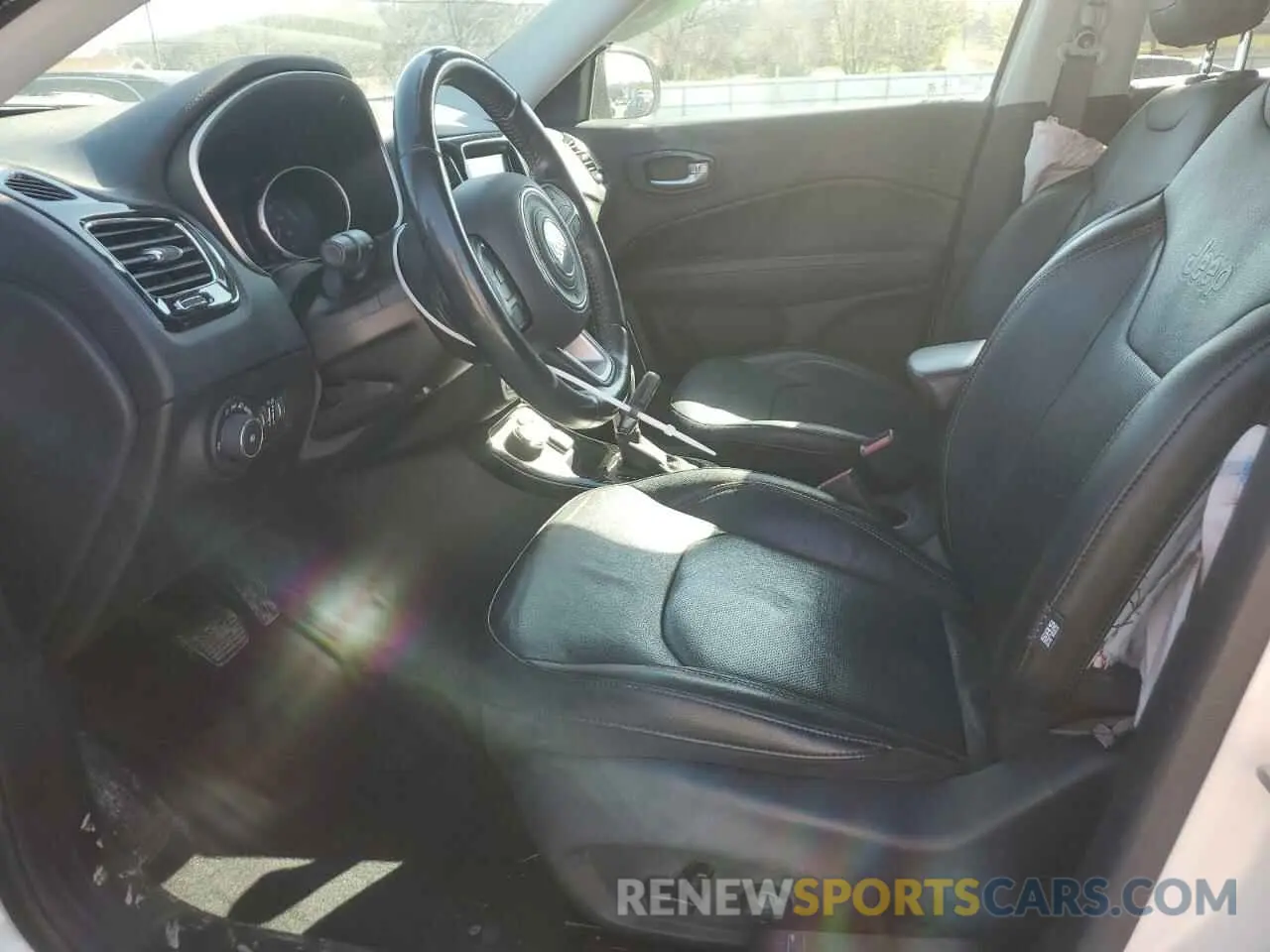 7 Фотография поврежденного автомобиля 3C4NJDCB9LT120202 JEEP COMPASS 2020