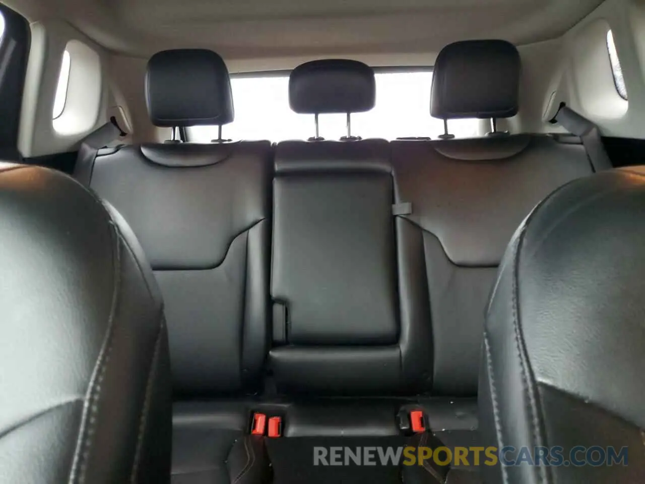 10 Фотография поврежденного автомобиля 3C4NJDCBXLT209079 JEEP COMPASS 2020