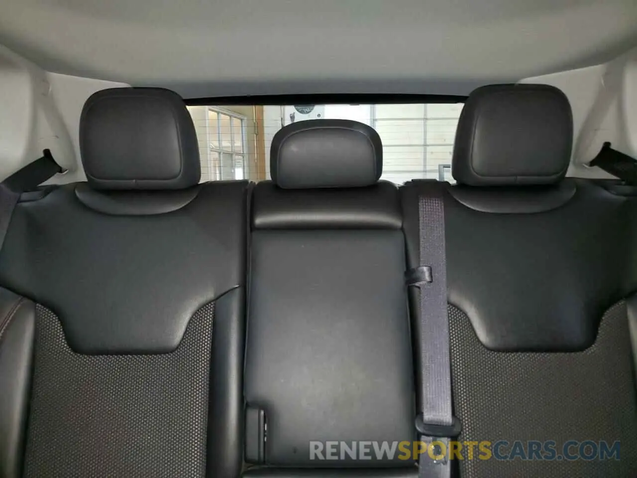 10 Фотография поврежденного автомобиля 3C4NJDDB1LT165732 JEEP COMPASS 2020