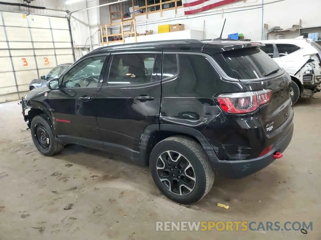 2 Фотография поврежденного автомобиля 3C4NJDDB1LT165732 JEEP COMPASS 2020