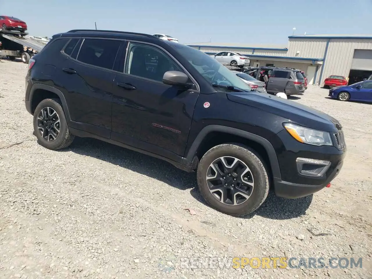 4 Photograph of a damaged car 3C4NJDDB1LT208160 JEEP COMPASS 2020