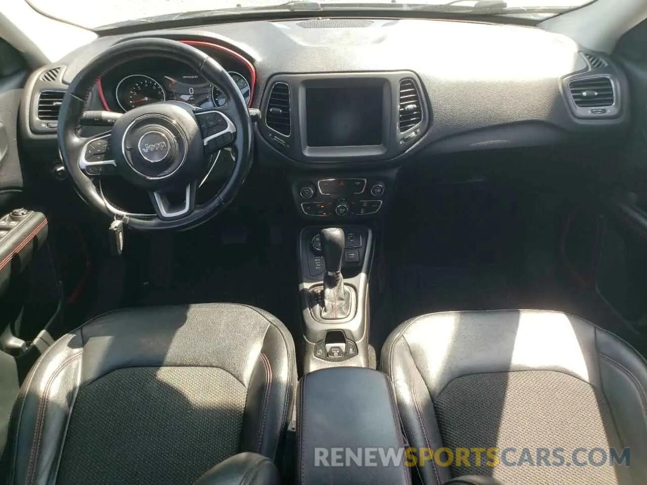 8 Photograph of a damaged car 3C4NJDDB1LT208160 JEEP COMPASS 2020