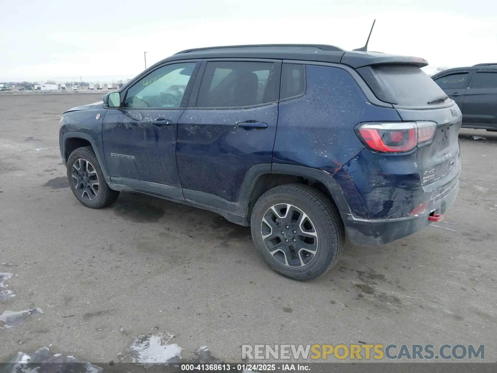 3 Фотография поврежденного автомобиля 3C4NJDDB3LT143926 JEEP COMPASS 2020