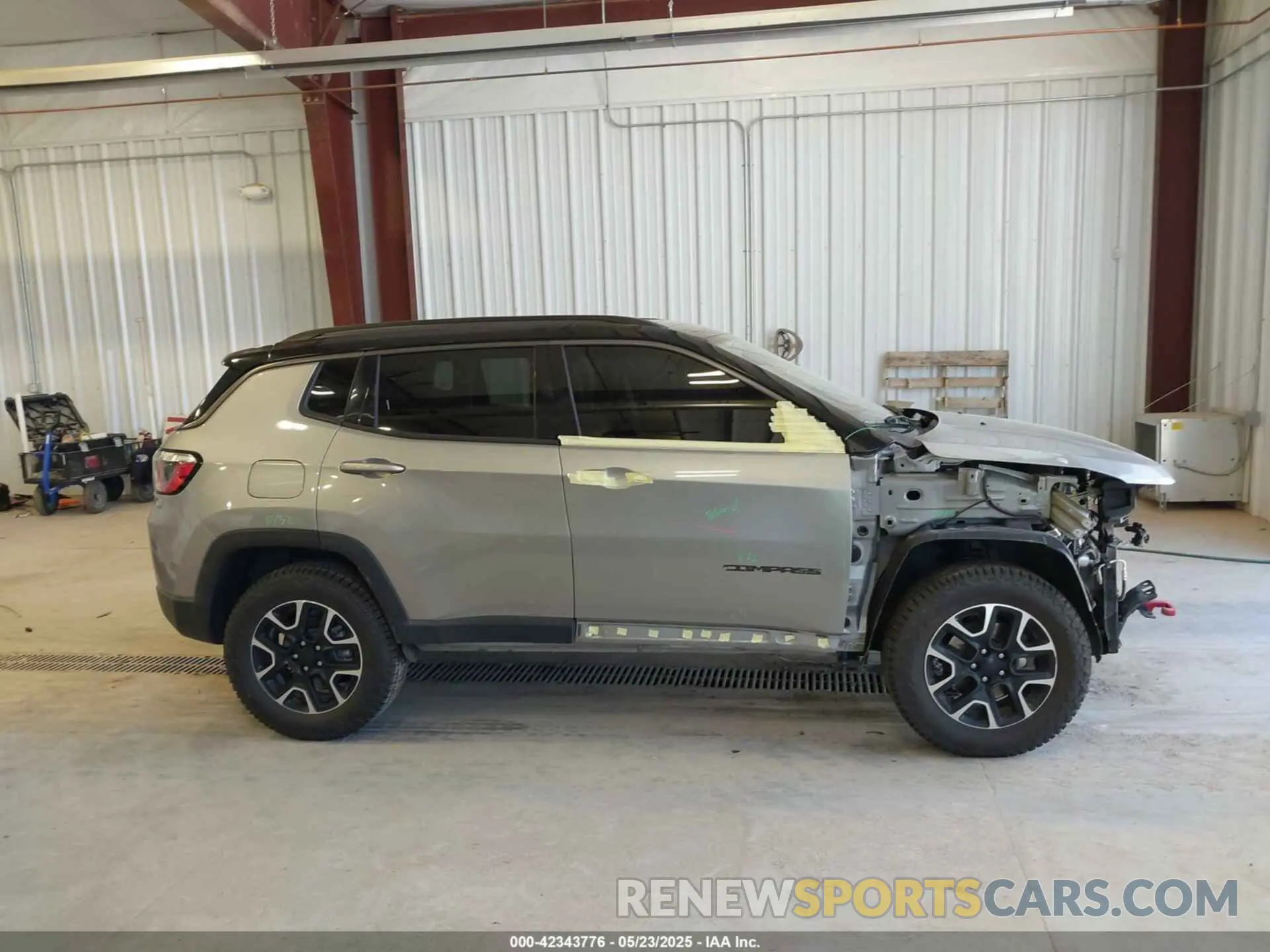 14 Фотография поврежденного автомобиля 3C4NJDDB3LT163111 JEEP COMPASS 2020