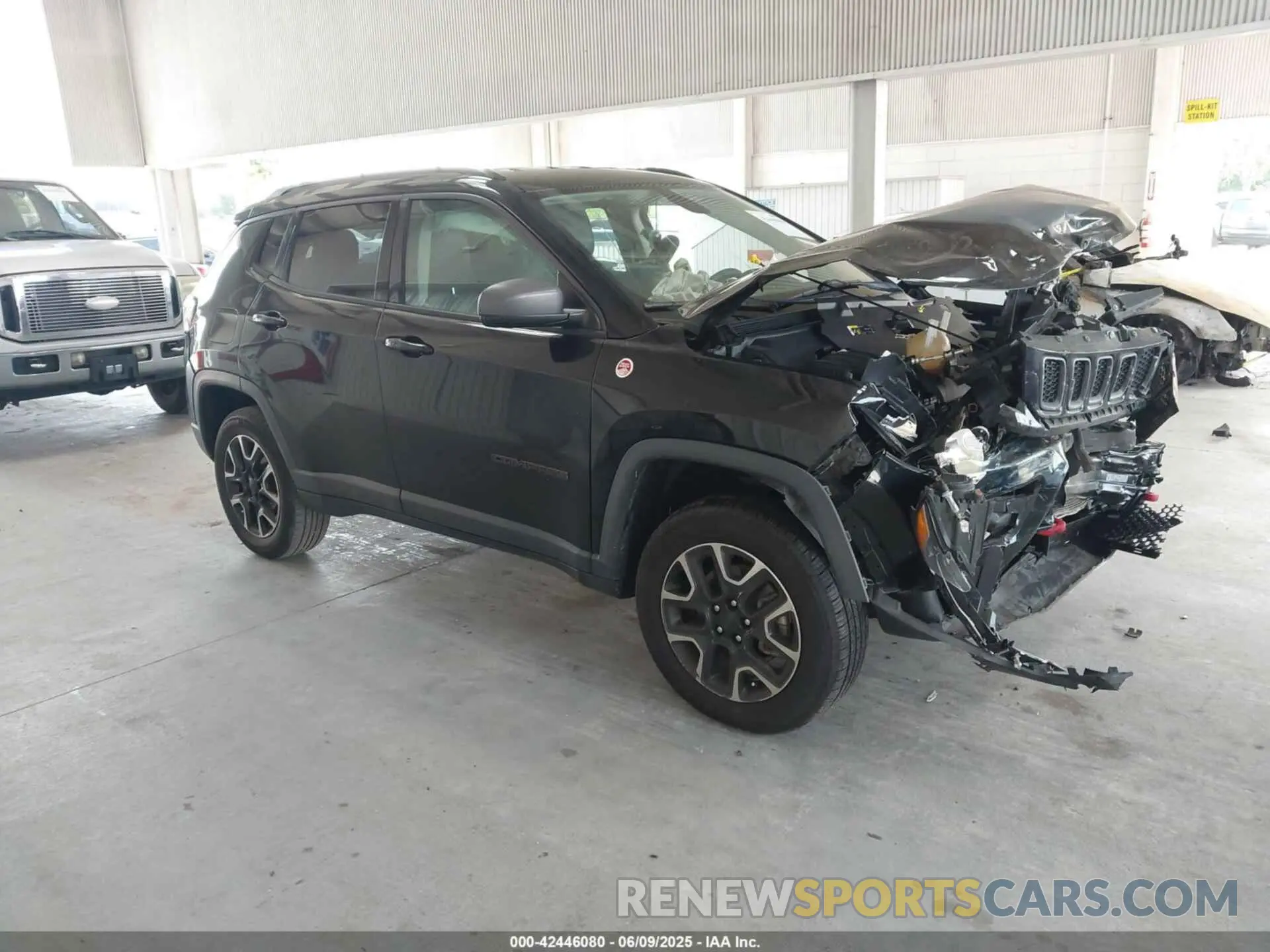 1 Photograph of a damaged car 3C4NJDDB3LT170463 JEEP COMPASS 2020