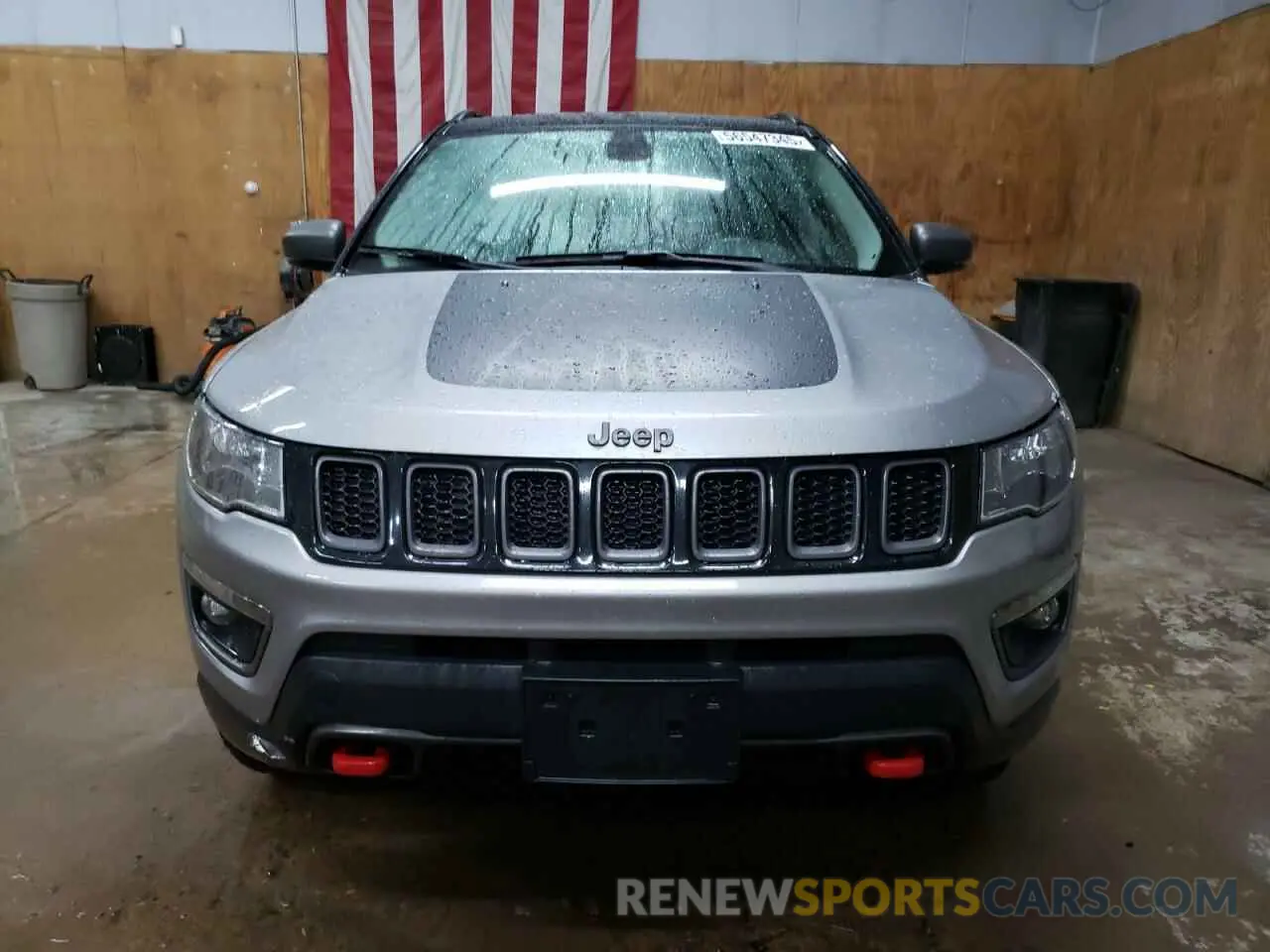 5 Photograph of a damaged car 3C4NJDDB4LT112426 JEEP COMPASS 2020