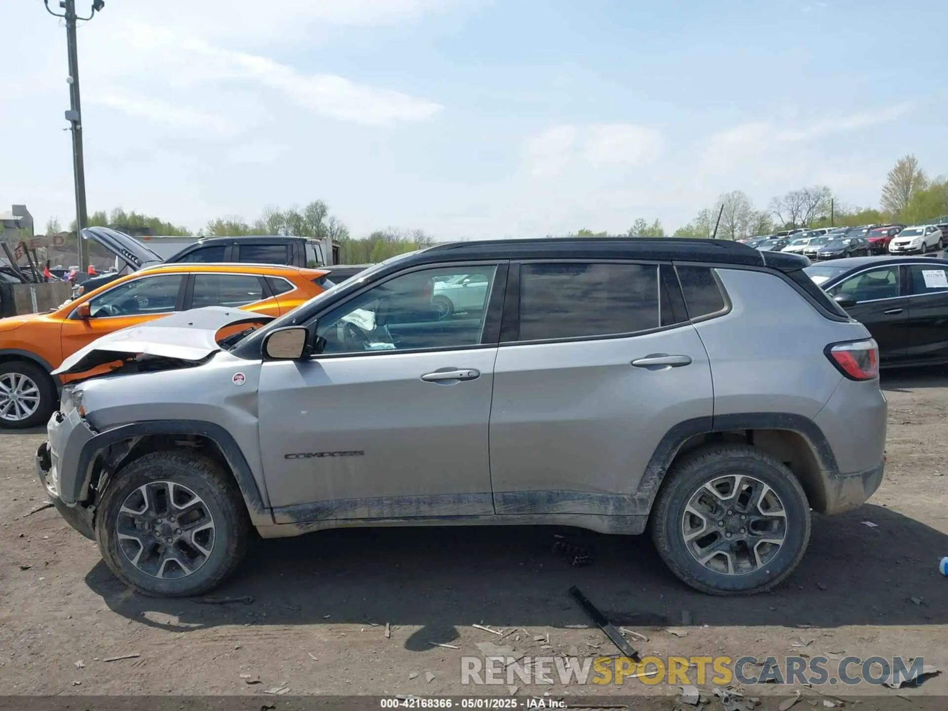14 Фотография поврежденного автомобиля 3C4NJDDB4LT171685 JEEP COMPASS 2020