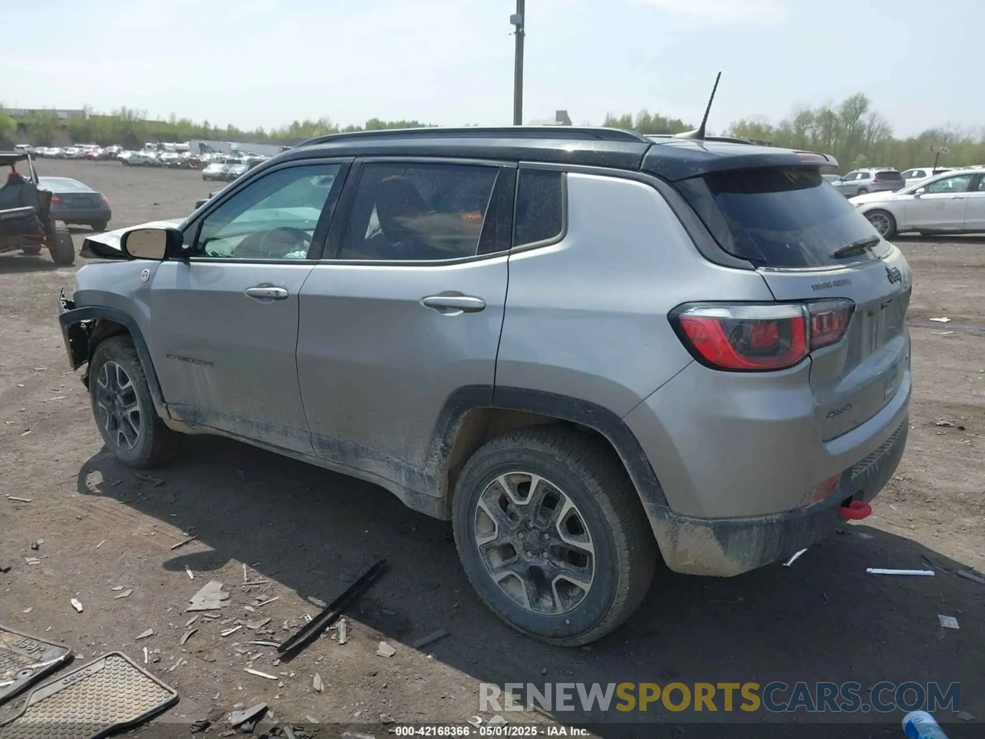 3 Фотография поврежденного автомобиля 3C4NJDDB4LT171685 JEEP COMPASS 2020