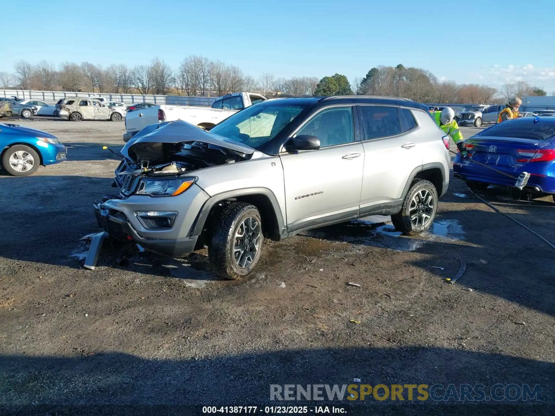 2 Photograph of a damaged car 3C4NJDDB4LT184288 JEEP COMPASS 2020