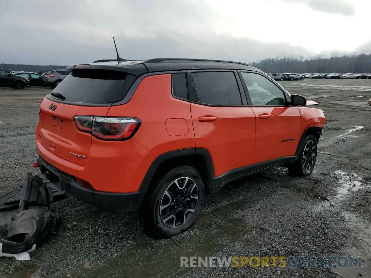 3 Photograph of a damaged car 3C4NJDDB5LT142597 JEEP COMPASS 2020