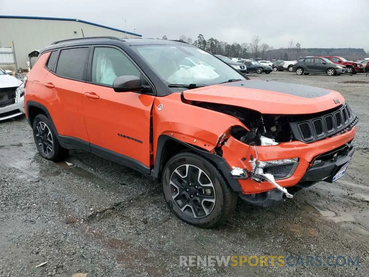 4 Photograph of a damaged car 3C4NJDDB5LT142597 JEEP COMPASS 2020
