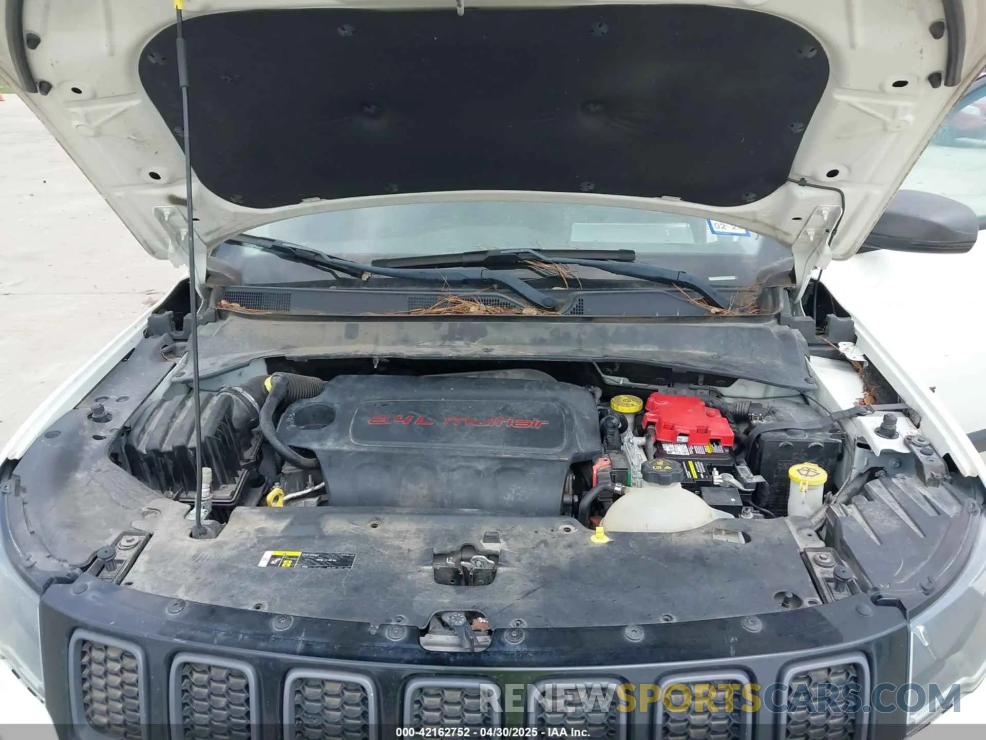 10 Фотография поврежденного автомобиля 3C4NJDDB5LT159559 JEEP COMPASS 2020