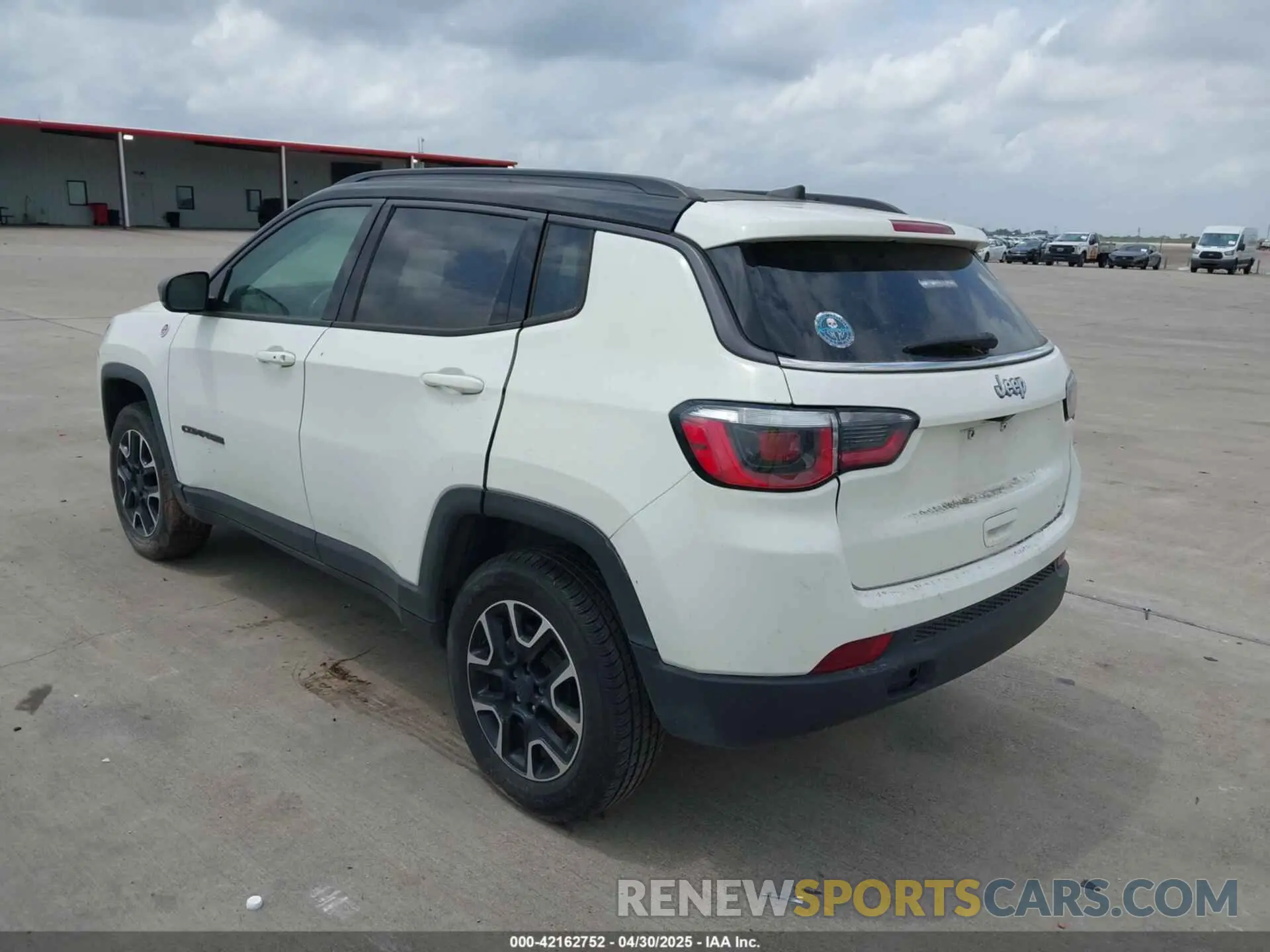3 Фотография поврежденного автомобиля 3C4NJDDB5LT159559 JEEP COMPASS 2020