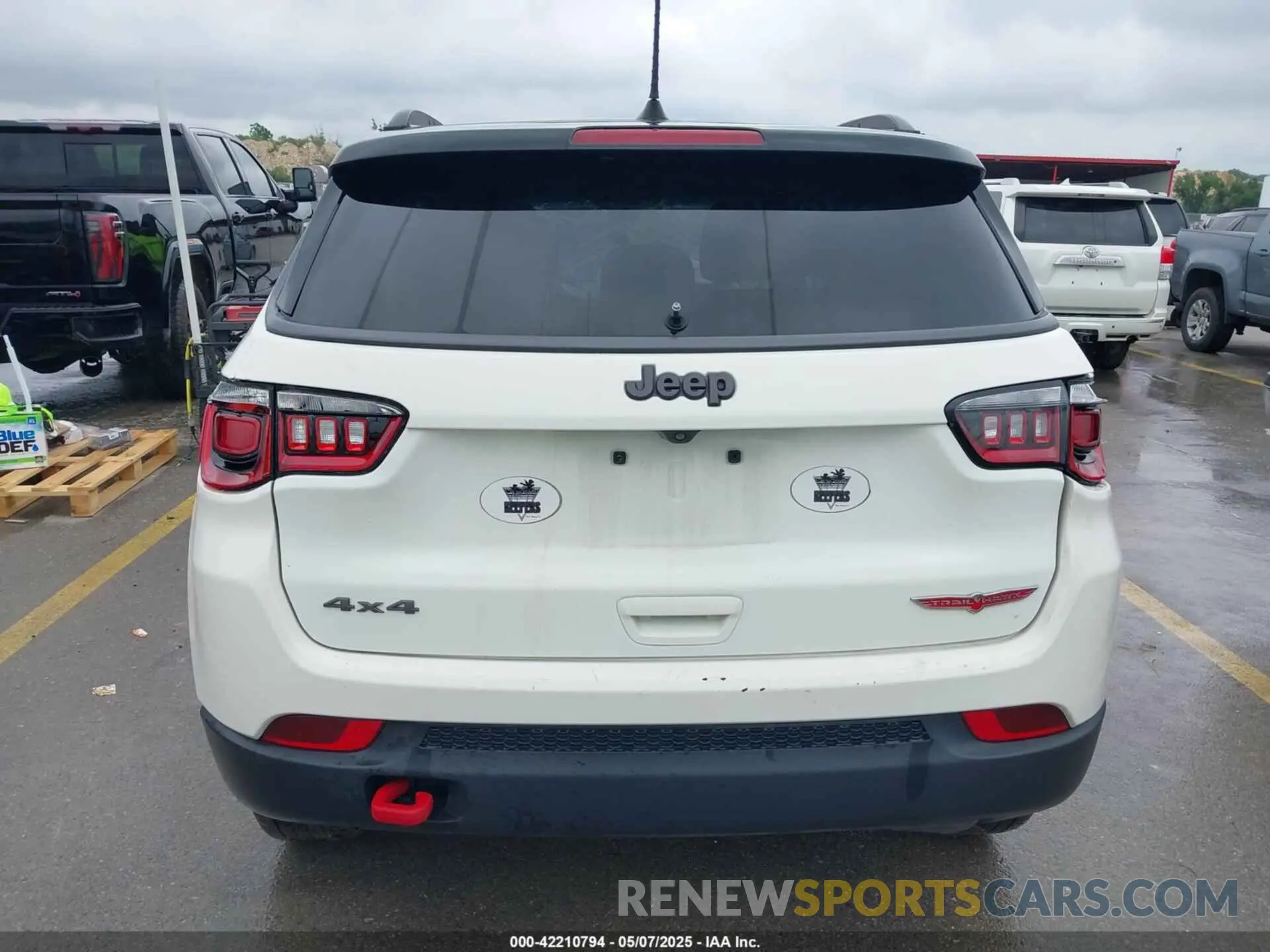16 Фотография поврежденного автомобиля 3C4NJDDB6LT126585 JEEP COMPASS 2020