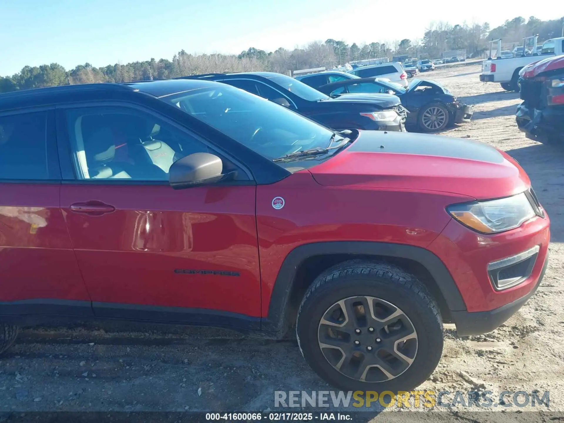 14 Photograph of a damaged car 3C4NJDDB6LT220868 JEEP COMPASS 2020