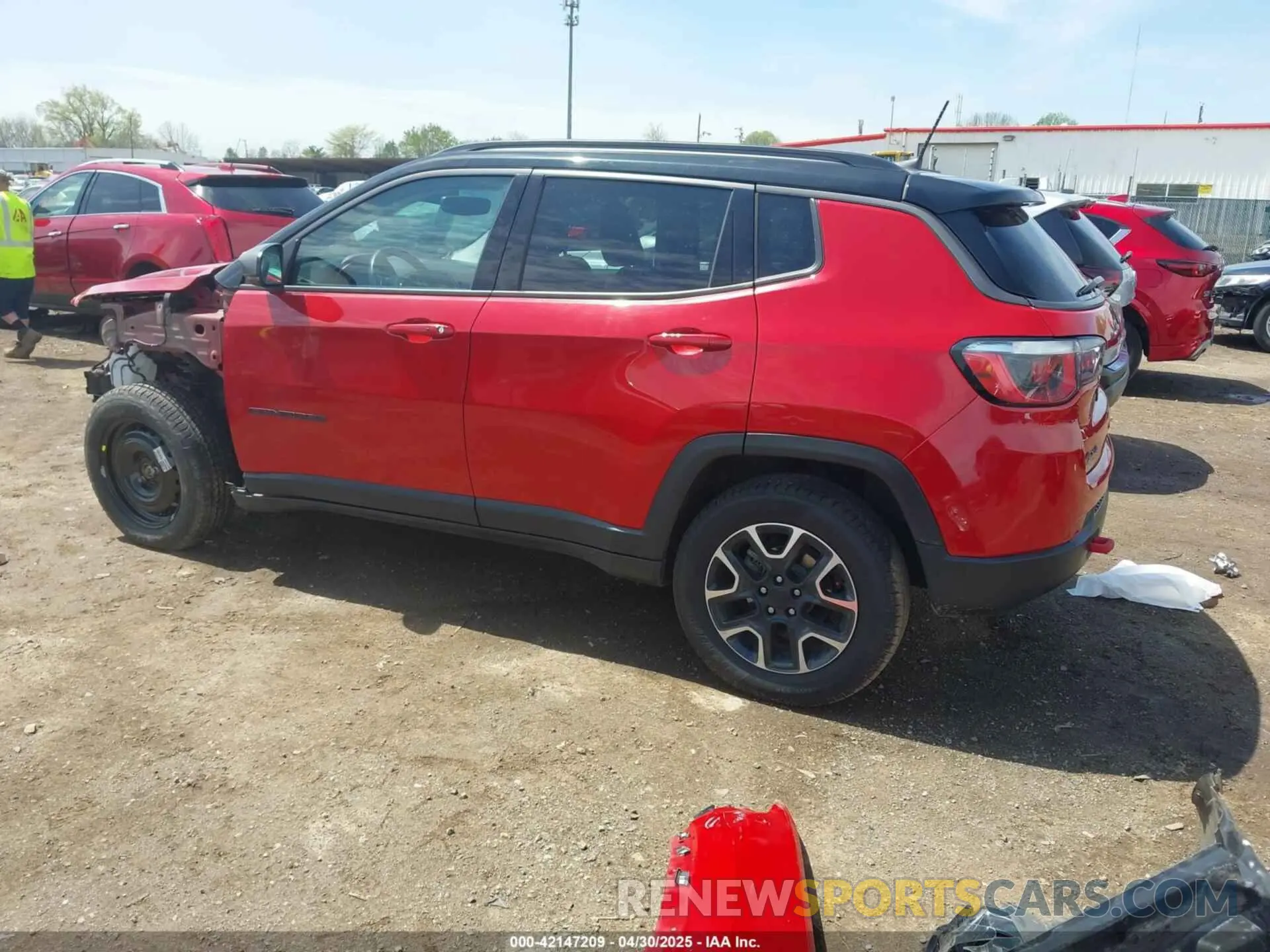 3 Фотография поврежденного автомобиля 3C4NJDDB7LT196242 JEEP COMPASS 2020