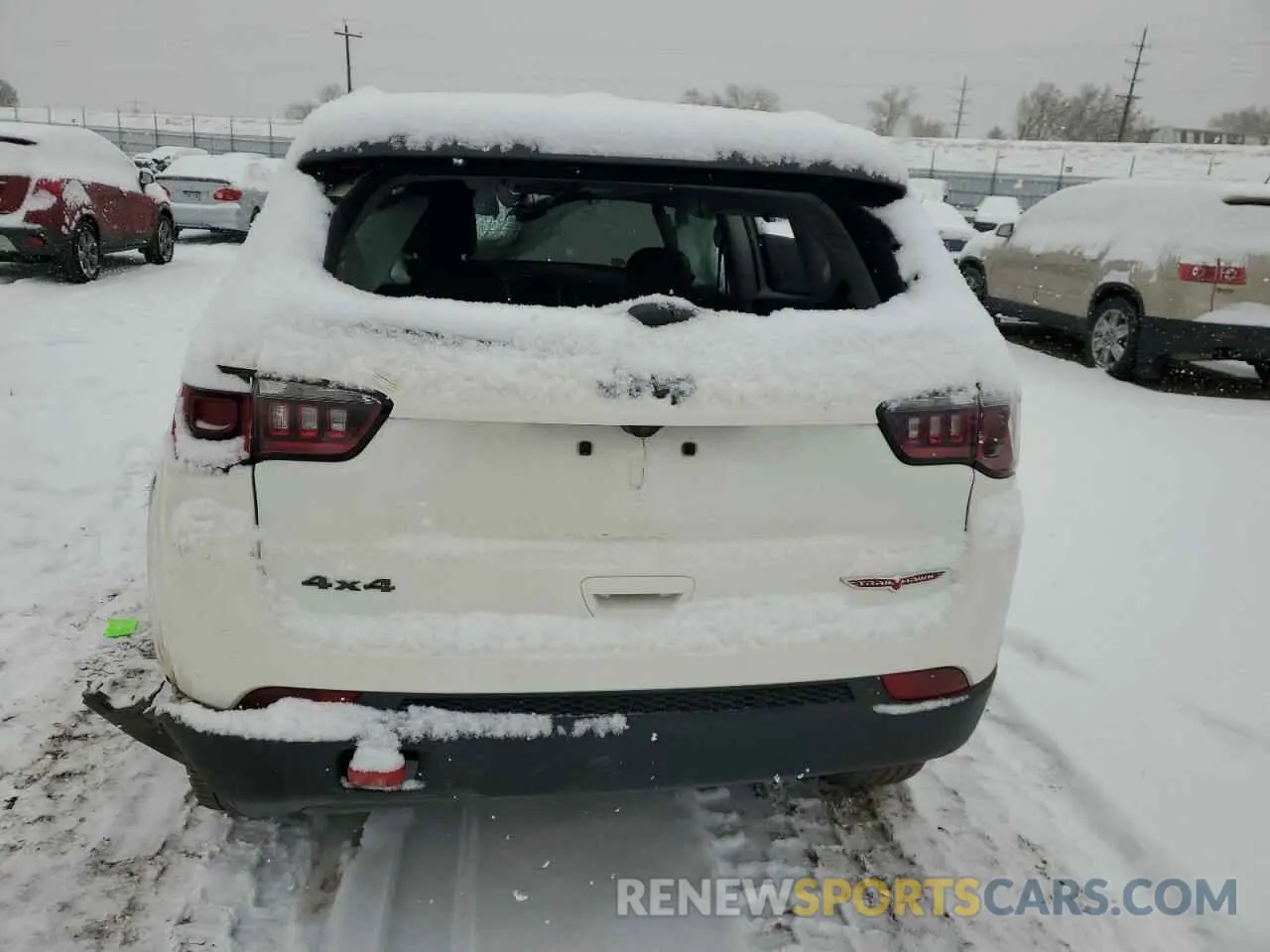 6 Photograph of a damaged car 3C4NJDDB8LT118567 JEEP COMPASS 2020