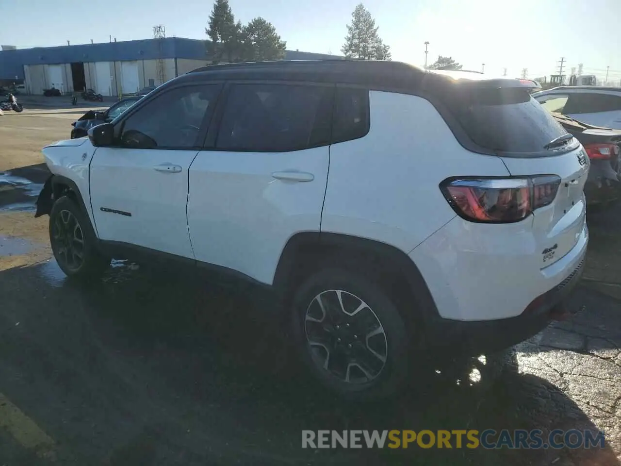 2 Photograph of a damaged car 3C4NJDDB8LT124126 JEEP COMPASS 2020
